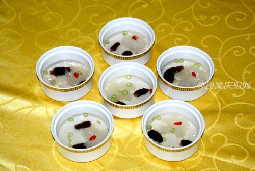 補(bǔ)腎壯陽(yáng)、壯腰益精的慶陽(yáng)子午菌牛髓湯