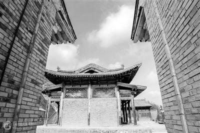 蘭州莊嚴(yán)寺，曾經(jīng)是一位帝王的皇宮內(nèi)苑