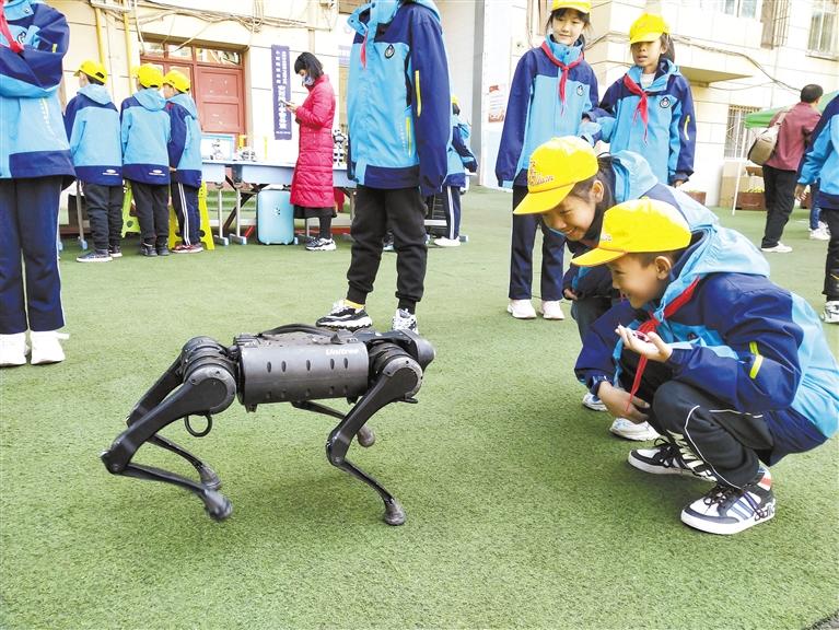蘭州安西路小學(xué)“STEM種子?！苯遗?>
        </a><em>蘭州安西路小學(xué)“STEM種子?！苯遗?/em></li>
    <li><a  target=
