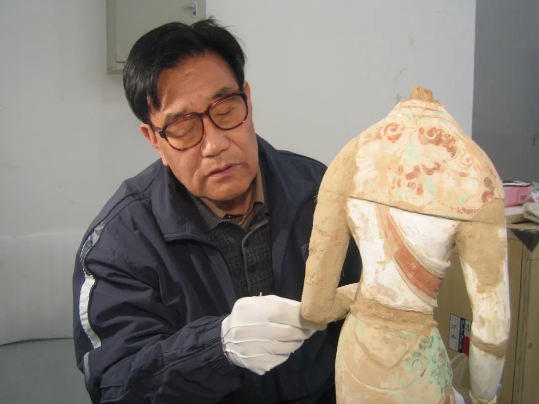 【中央媒體看甘肅】守護(hù)千年敦煌，他只覺(jué)一生太短……