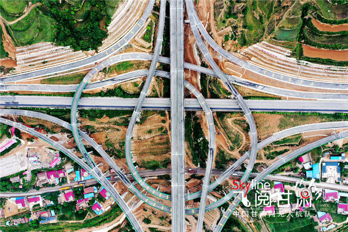 《交通強(qiáng)國甘肅方案》出臺(tái) 2025年市級(jí)行政區(qū)高鐵覆蓋率將達(dá)到100%
