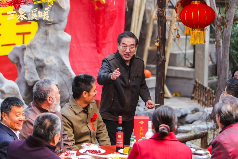 還原鄉(xiāng)味，留住鄉(xiāng)愁，《三泉溪暖》定檔央一