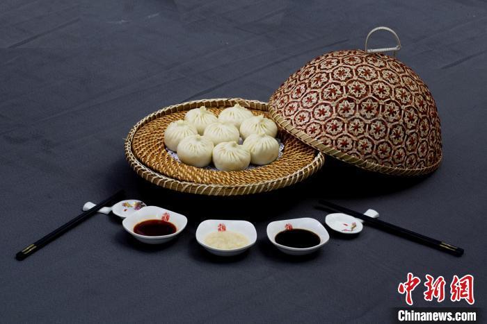 圖為甘肅臨夏回族自治州美味——河州包子。(資料圖) 臨夏州委宣傳部供圖